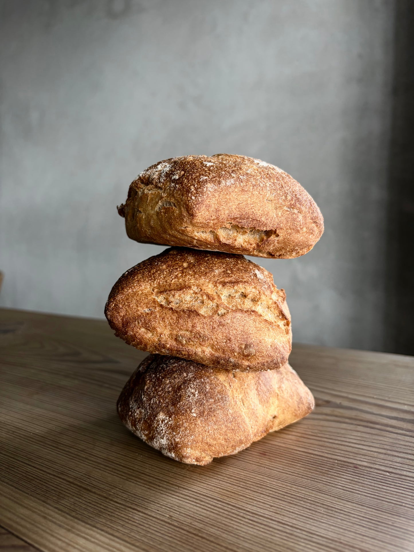 Sauerteigbrötchen